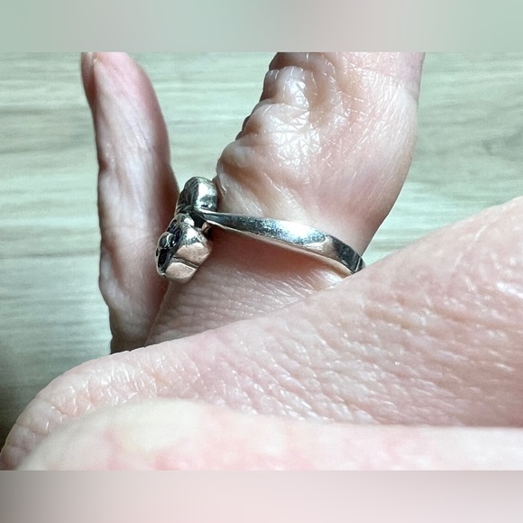 Vintage Sterling Silver WTS WATSON Amethyst Floral Bypass Ring, Size 5, 4g - Picture 9 of 10